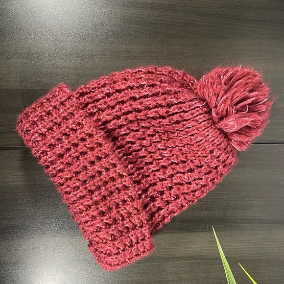 Coal Womens The Kate Waffle Knit Beanie Hat with Oversized Pom Pom - Picture 3 of 3